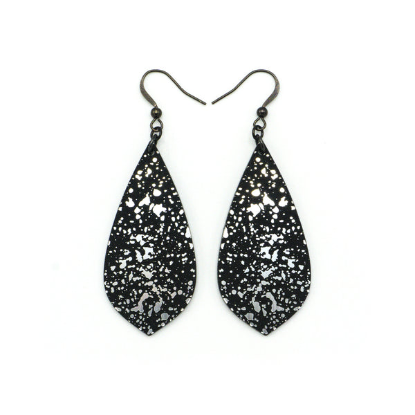 Gem Point [21R] // Acrylic Earrings - Brushed Silver, Black