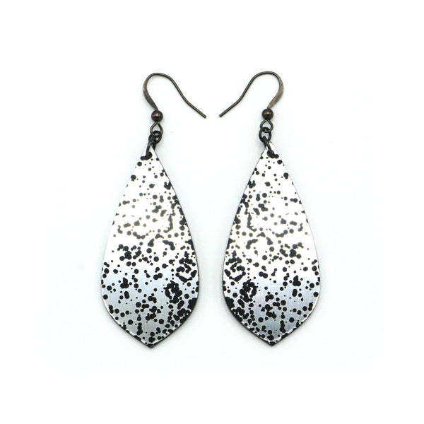 Gem Point [02] // Acrylic Earrings - Brushed Silver, Black