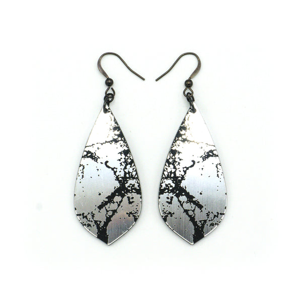 Gem Point [24] // Acrylic Earrings - Brushed Silver, Black