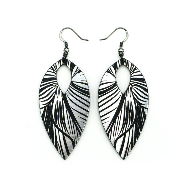 T7 [06_Floral] // Acrylic Earrings - Brushed Silver, Black