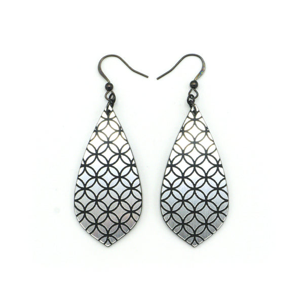 Gem Point [37] // Acrylic Earrings - Brushed Silver, Black