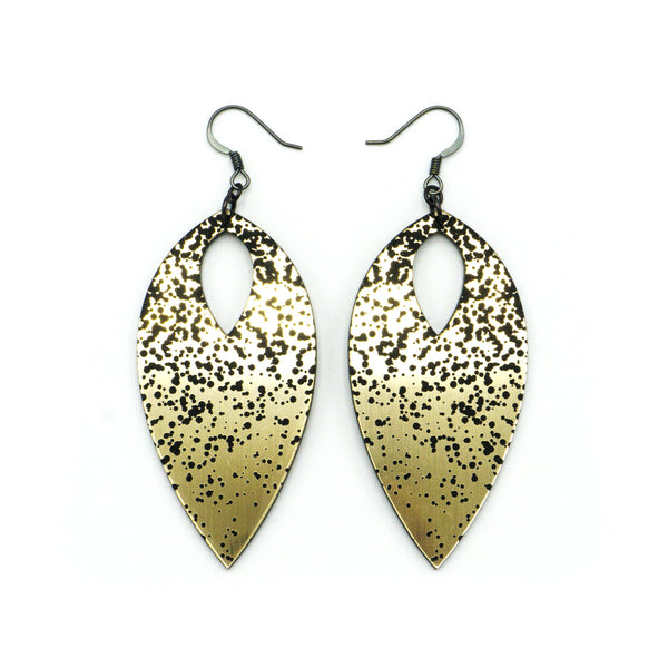T7 [02_Abstract] // Acrylic Earrings - Brushed Gold, Black