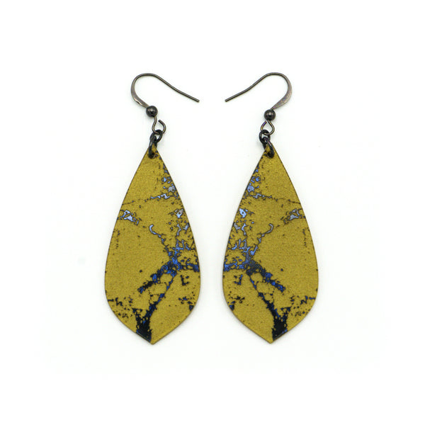 Gem Point [24R] // Acrylic Earrings - Celestial Blue, Gold