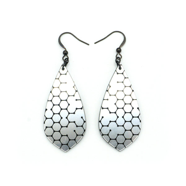 Gem Point [03] // Acrylic Earrings - Brushed Silver, Black