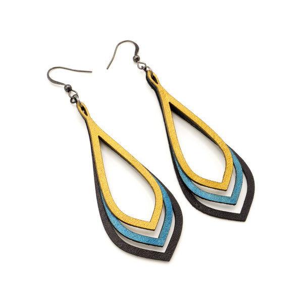 Saturā Leather Earrings 09 // Black, Turquoise Pearl, Gold