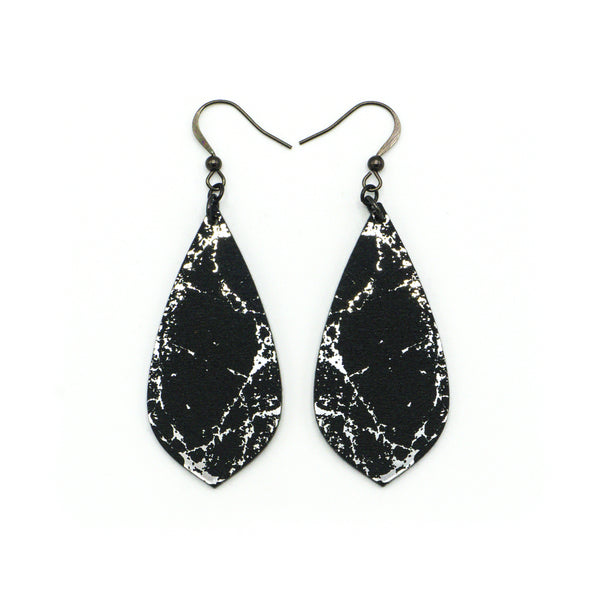 Gem Point [25R] // Acrylic Earrings - Brushed Silver, Black