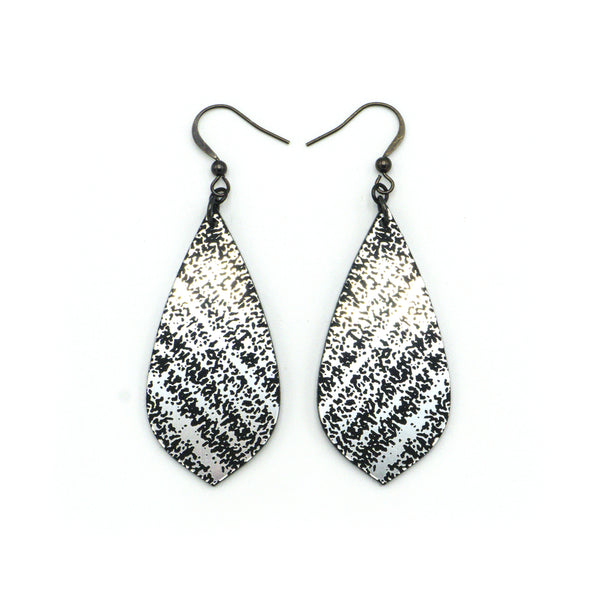 Gem Point [30] // Acrylic Earrings - Brushed Silver, Black
