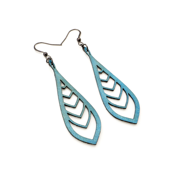 Saturā Leather Earrings 03 // Turquoise Pearl