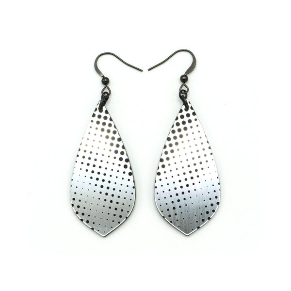 Gem Point [10] // Acrylic Earrings - Brushed Silver, Black