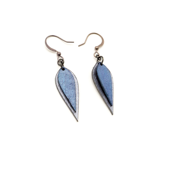 Innera // Leather Earrings - Silver, Blue Pearl