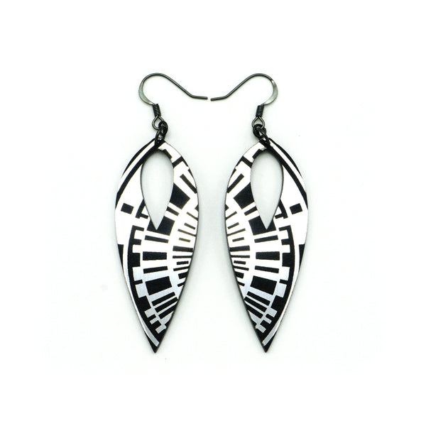 Nativas [06] // Acrylic Earrings - Brushed Silver, Black