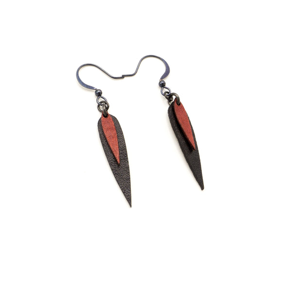 Innera // Leather Earrings - Black, Red Pearl