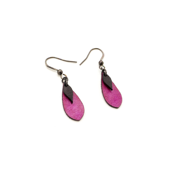 Innera // Leather Earrings - Fuchsia Pearl, Black