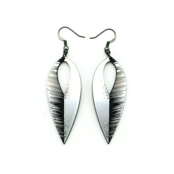 Nativas [08] // Acrylic Earrings - Brushed Silver, Black