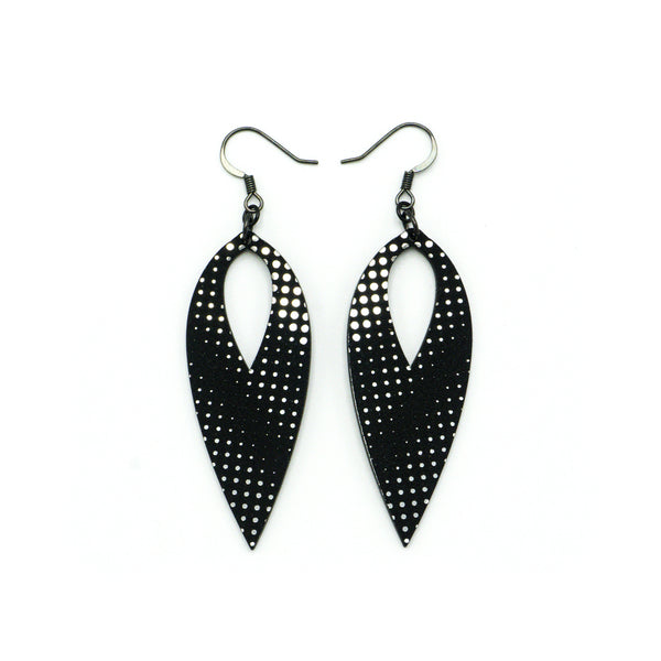 Nativas [11R] // Acrylic Earrings - Brushed Silver, Black
