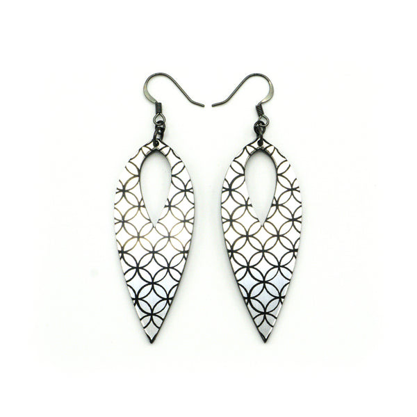 Nativas [27] // Acrylic Earrings - Brushed Silver, Black