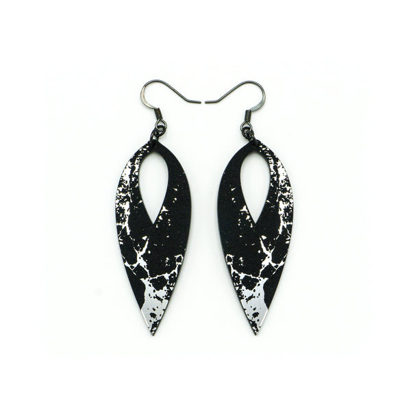 Nativas [19R] // Acrylic Earrings - Brushed Silver, Black