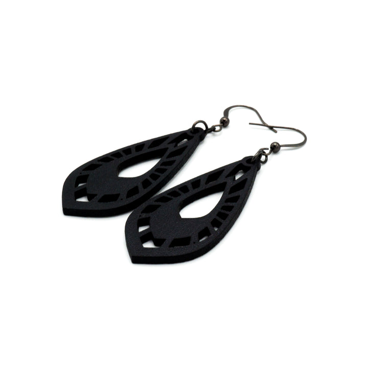 Gem Point 05 [M] // Leather Earrings - Black - LIGHT RAZOR DESIGN STUDIO