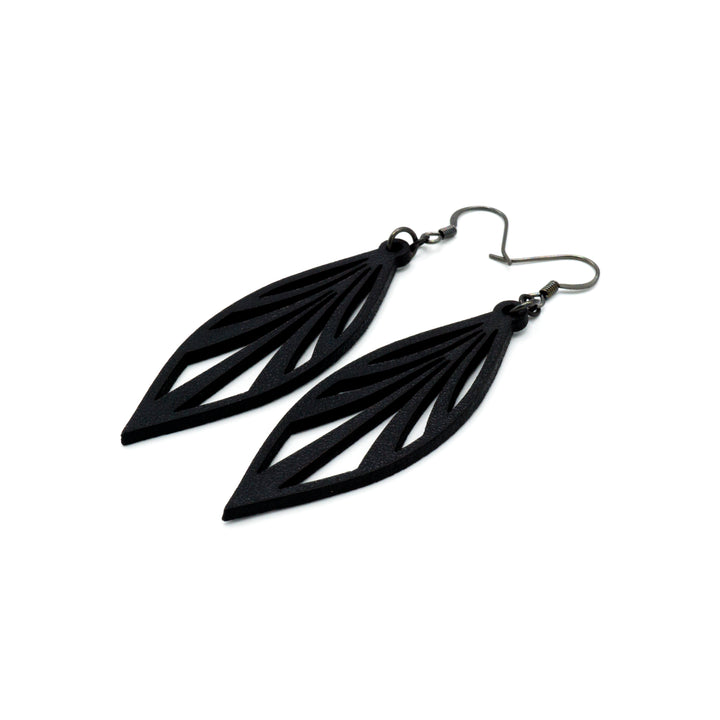 Petal 03 [S] // Leather Earrings - Black - LIGHT RAZOR DESIGN STUDIO
