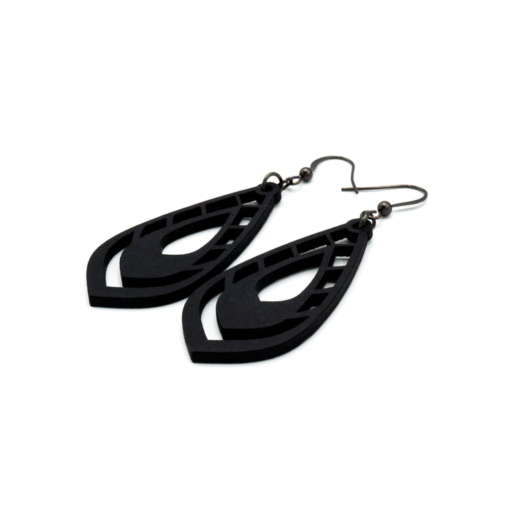 Gem Point 04 [M] // Leather Earrings - Black - LIGHT RAZOR DESIGN STUDIO
