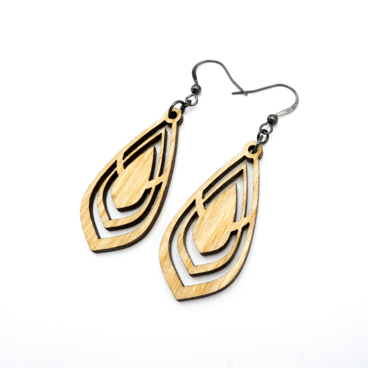 Gem Point 06 [S] // Wood Earrings - Ash - LIGHT RAZOR DESIGN STUDIO