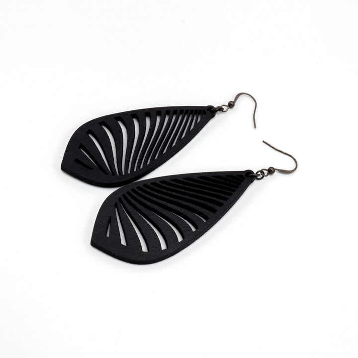 Gem Point 09 [L] // Leather Earrings - Black - LIGHT RAZOR DESIGN STUDIO