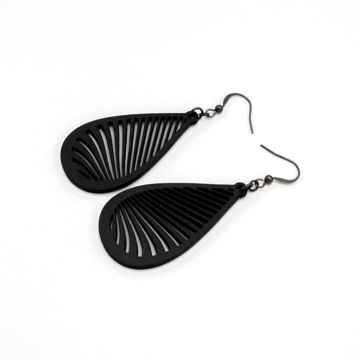 Drop 08 [S] // Leather Earrings - Black - LIGHT RAZOR DESIGN STUDIO