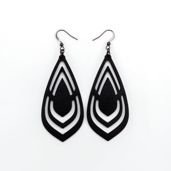 Gem Point 06 [L] // Leather Earrings - Black - LIGHT RAZOR DESIGN STUDIO
