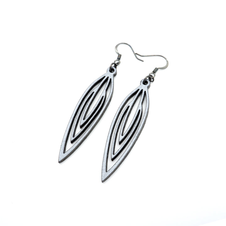 Totem 01 [S] // Leather Earrings - Silver - LIGHT RAZOR DESIGN STUDIO