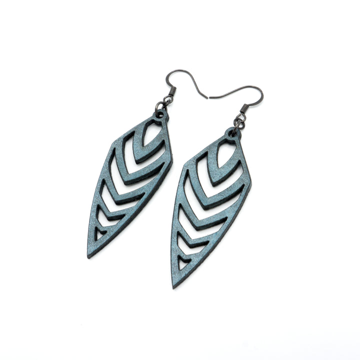 Arrowhead 03 [S] // Leather Earrings - Blue Pearl - LIGHT RAZOR DESIGN STUDIO