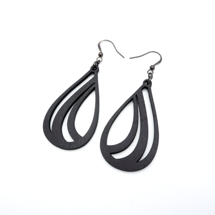 Drop 01 [S] // Leather Earrings - Black - LIGHT RAZOR DESIGN STUDIO