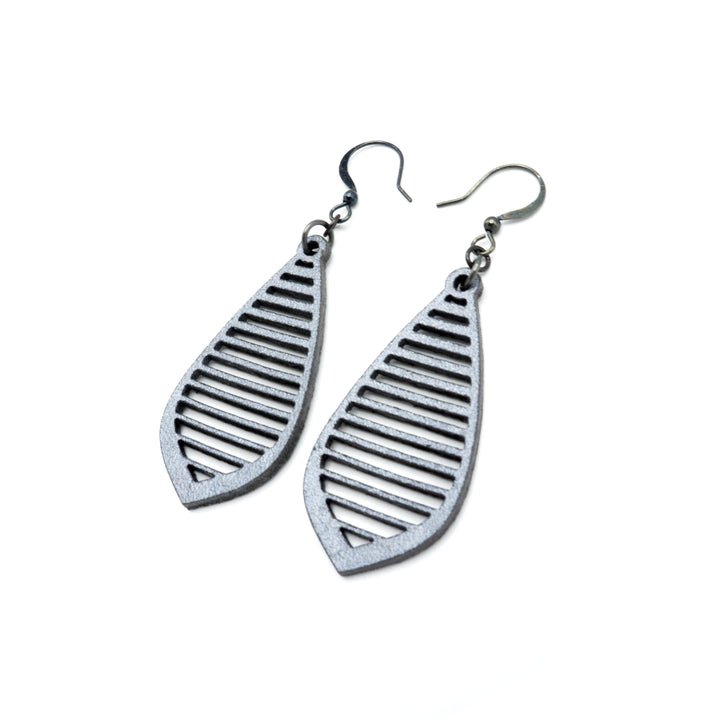 Gem Point 11 [S] // Leather Earrings - Silver - LIGHT RAZOR DESIGN STUDIO