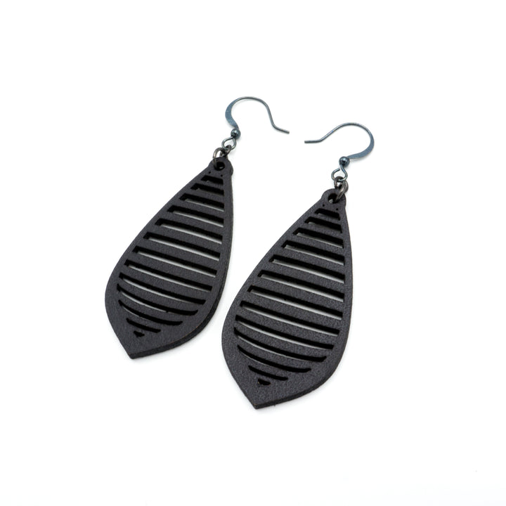 Gem Point 12 [M] // Leather Earrings - Black - LIGHT RAZOR DESIGN STUDIO