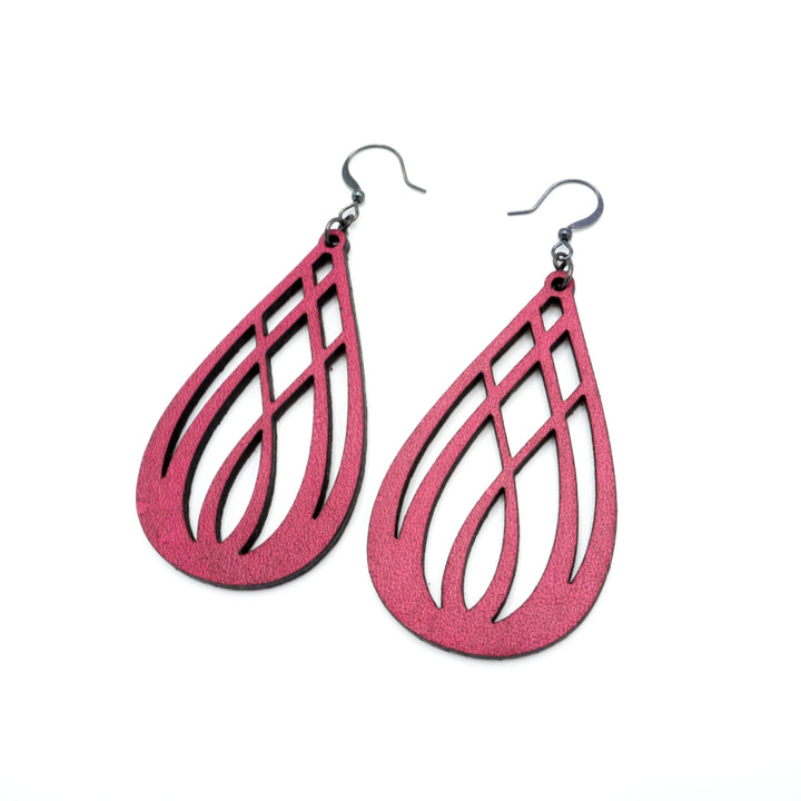 Drop 07 [L] // Leather Earrings - Fuchsia - LIGHT RAZOR DESIGN STUDIO