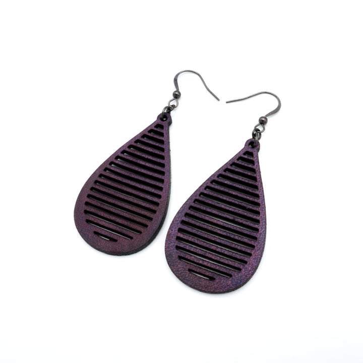 Drop 05 [S] // Leather Earrings - Purple - LIGHT RAZOR DESIGN STUDIO