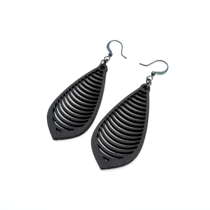 Gem Point 13 [M] // Leather Earrings - Black - LIGHT RAZOR DESIGN STUDIO