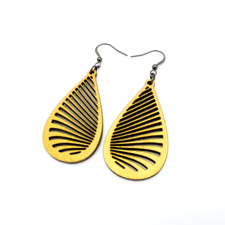 Drop 08 [S] // Leather Earrings - Gold - LIGHT RAZOR DESIGN STUDIO