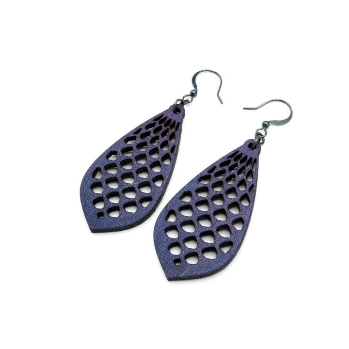 Gem Point 01 [M] // Leather Earrings - Purple - LIGHT RAZOR DESIGN STUDIO