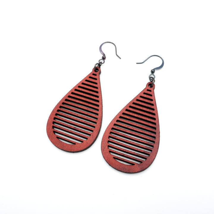 Drop 04 [S] // Leather Earrings - Red - LIGHT RAZOR DESIGN STUDIO