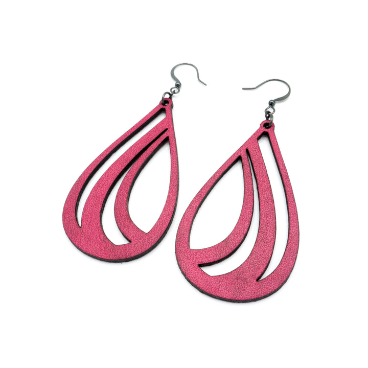 Drop 01 [L] // Leather Earrings - Fuchsia - LIGHT RAZOR DESIGN STUDIO