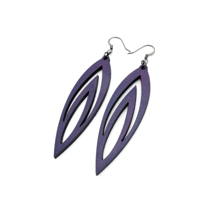 Totem 08 [L] // Leather Earrings - Purple - LIGHT RAZOR DESIGN STUDIO