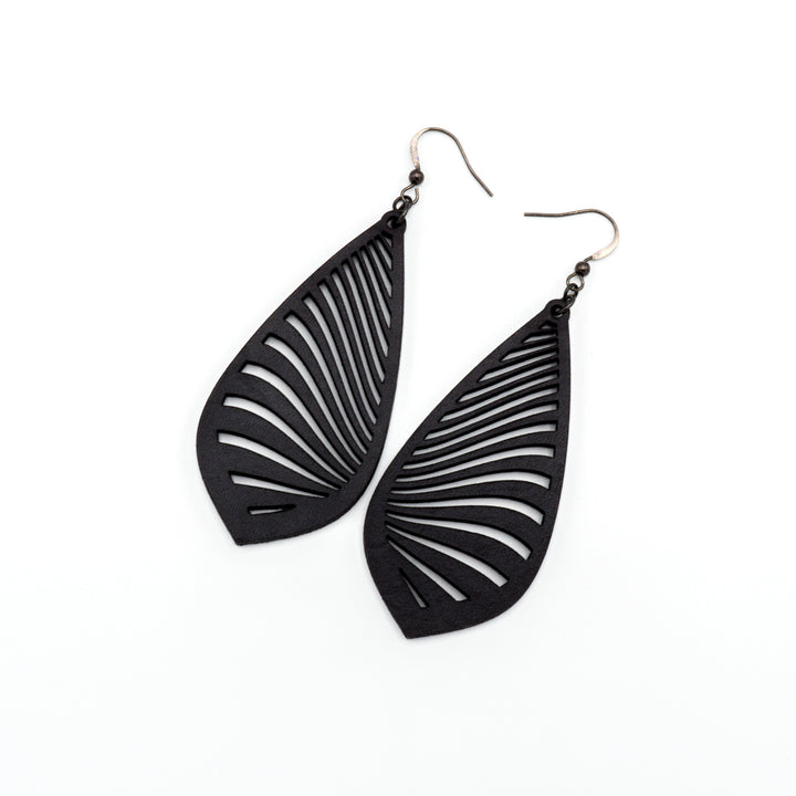 Gem Point 09 [L] // Leather Earrings - Black - LIGHT RAZOR DESIGN STUDIO