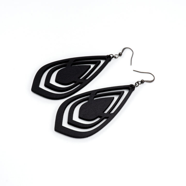 Gem Point 06 [L] // Leather Earrings - Black - LIGHT RAZOR DESIGN STUDIO