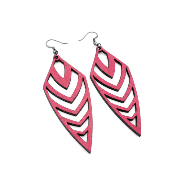Arrowhead 03 [L] // Leather Earrings - Fuchsia - LIGHT RAZOR DESIGN STUDIO