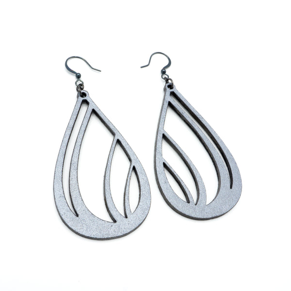 Drop 03 [L] // Leather Earrings - Silver - LIGHT RAZOR DESIGN STUDIO