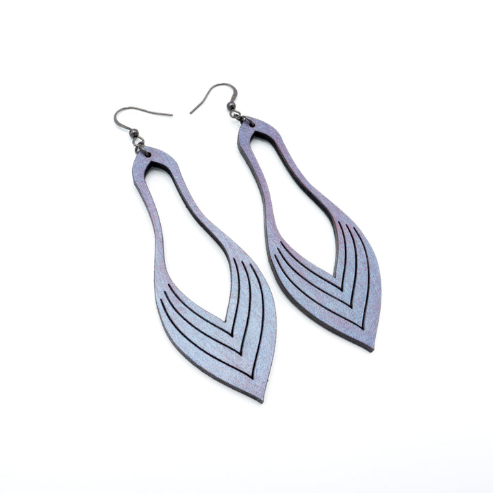 Terrabyte v.02_1 // Leather Earrings - Purple Pearl - LIGHT RAZOR DESIGN STUDIO