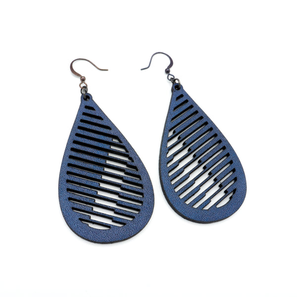 Drop 06 [L] // Leather Earrings - Navy Blue - LIGHT RAZOR DESIGN STUDIO