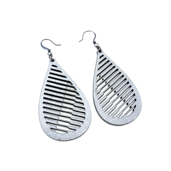 Drop 06 [L] // Leather Earrings - Silver - LIGHT RAZOR DESIGN STUDIO