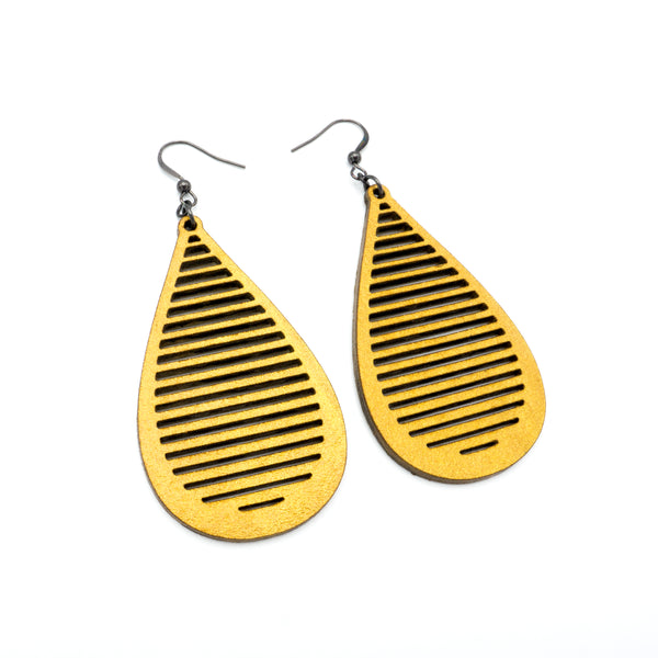 Drop 05 [L] // Leather Earrings - Gold - LIGHT RAZOR DESIGN STUDIO