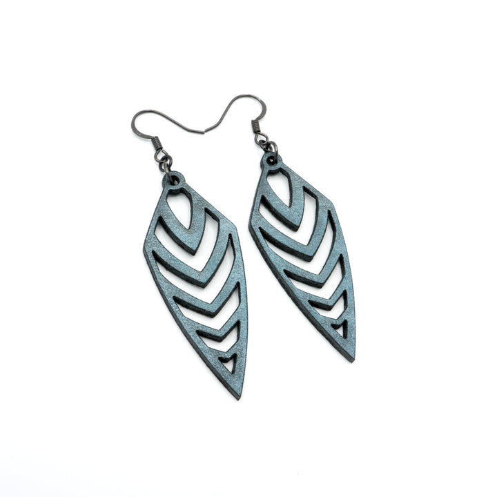 Arrowhead 03 [S] // Leather Earrings - Blue Pearl - LIGHT RAZOR DESIGN STUDIO